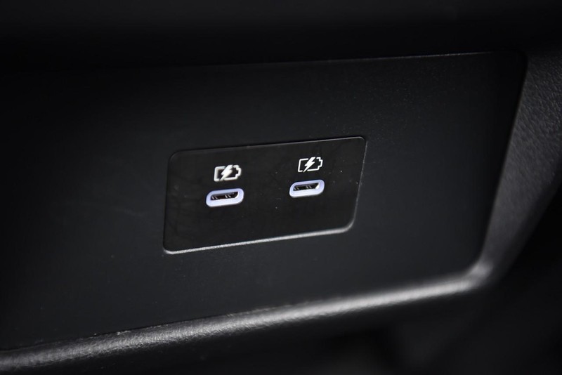 Nissan Rogue Vehicle Image 23