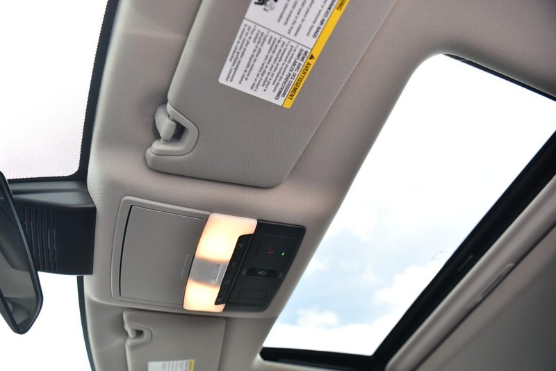 Nissan Altima Vehicle Image 21