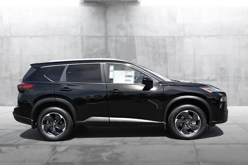 Nissan Rogue Vehicle Image 05
