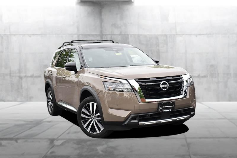 Nissan Pathfinder Vehicle Image 02