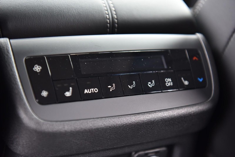 Nissan Pathfinder Vehicle Image 28