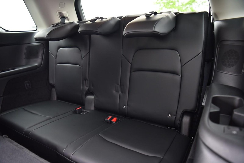 Nissan Pathfinder Vehicle Image 30