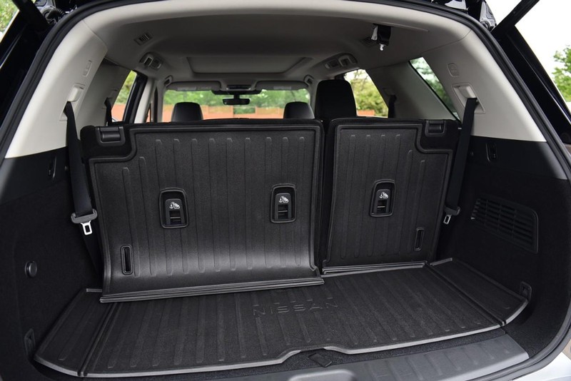 Nissan Pathfinder Vehicle Image 31