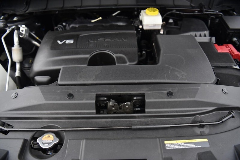 Nissan Pathfinder Vehicle Image 33