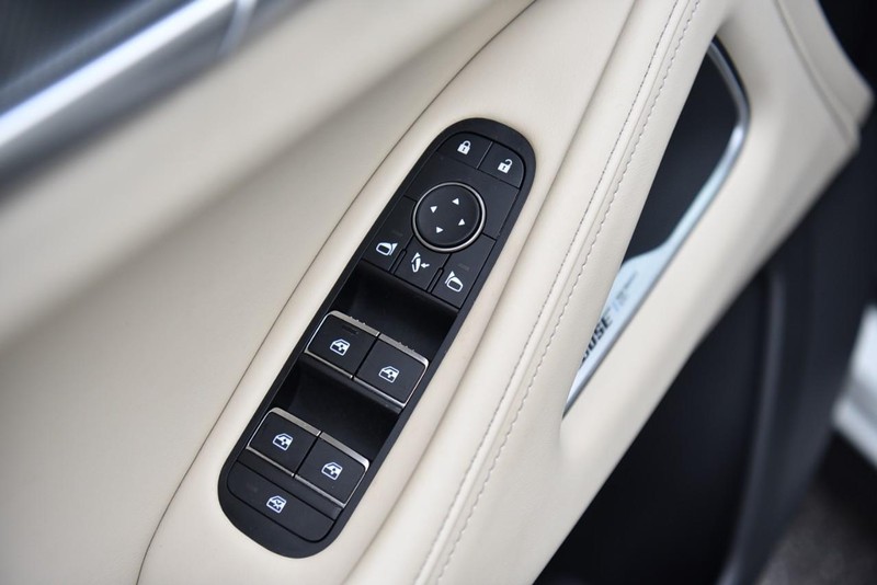 INFINITI QX60 Vehicle Image 09
