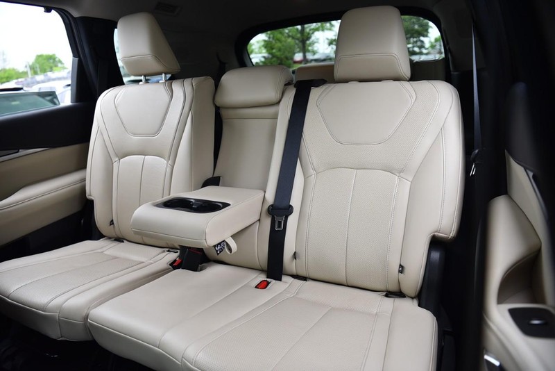 INFINITI QX60 Vehicle Image 28