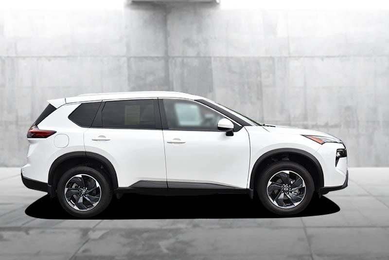 Nissan Rogue Vehicle Image 05