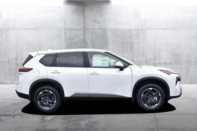 Nissan Rogue Vehicle Image 05