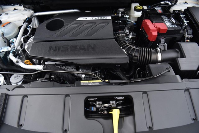 Nissan Rogue Vehicle Image 26