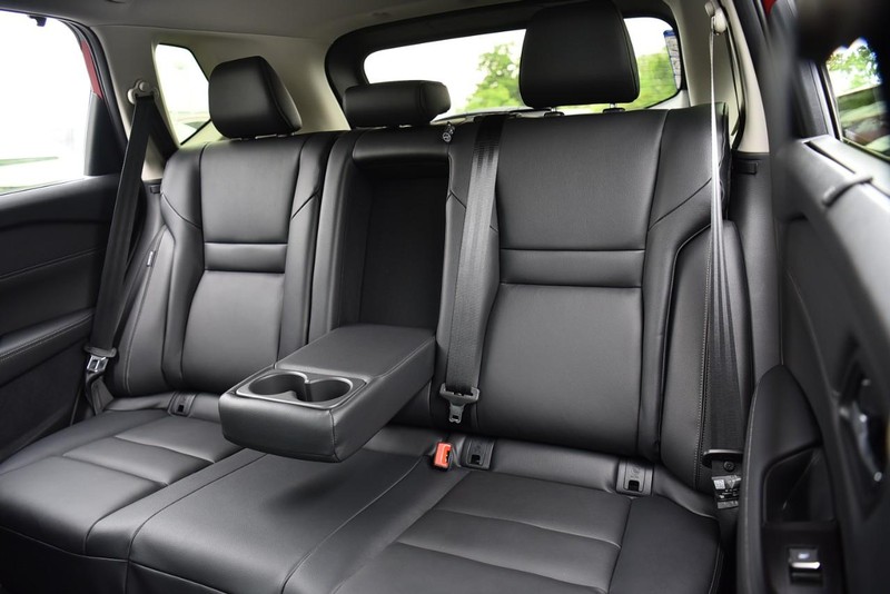 Nissan Rogue Vehicle Image 25