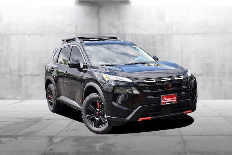 Nissan Rogue Vehicle Image 02
