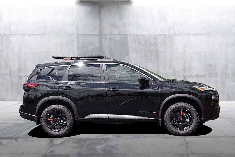 Nissan Rogue Vehicle Image 05