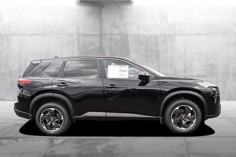 Nissan Rogue Vehicle Image 05