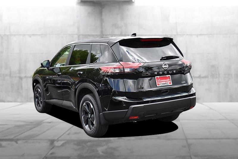 Nissan Rogue Vehicle Image 07