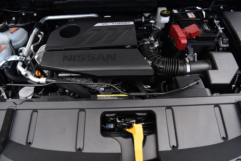 Nissan Rogue Vehicle Image 26