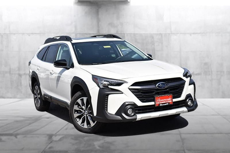 Subaru Outback Vehicle Full-screen Gallery Image 2