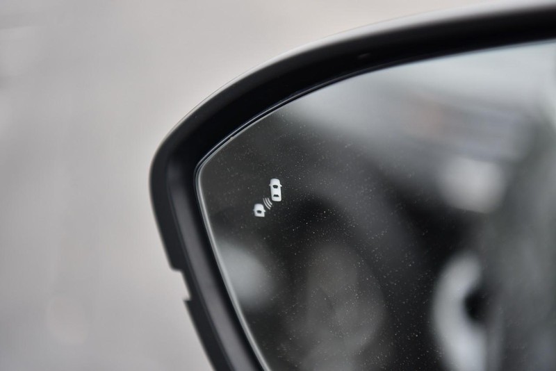 Nissan Pathfinder Vehicle Image 10