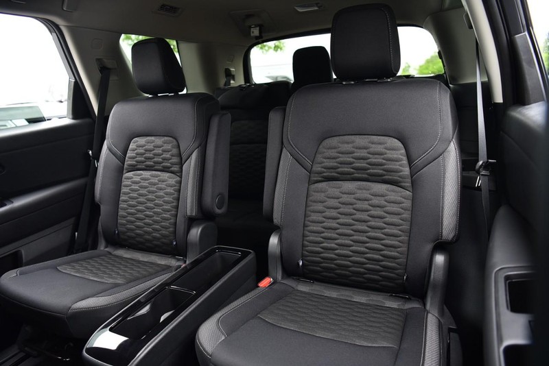 Nissan Pathfinder Vehicle Image 23