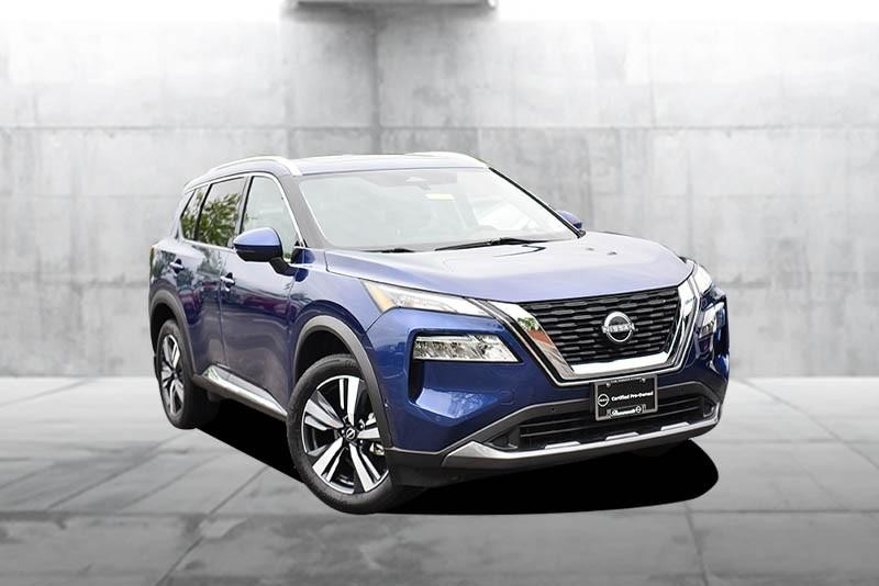 Nissan Rogue Vehicle Image 02