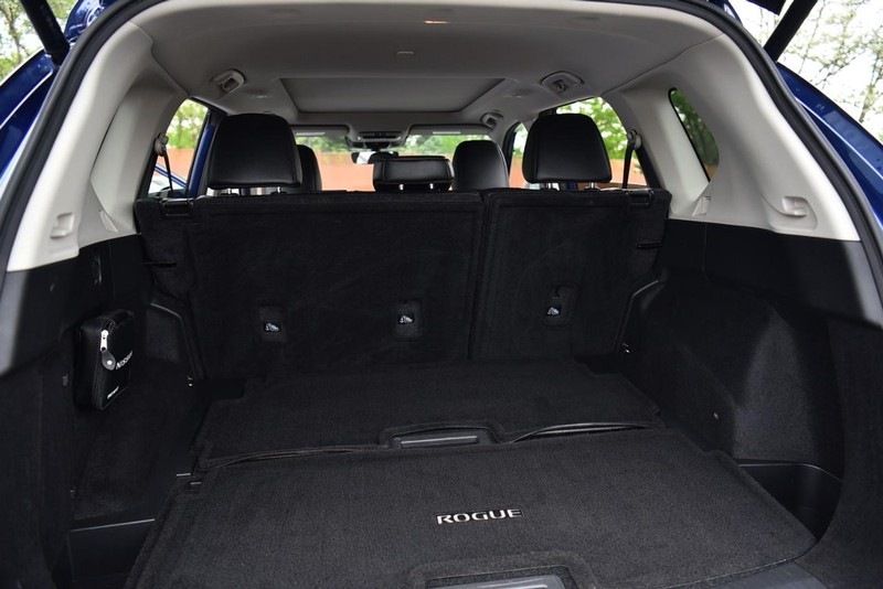 Nissan Rogue Vehicle Image 28