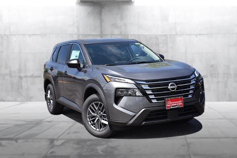 Nissan Rogue Vehicle Image 02