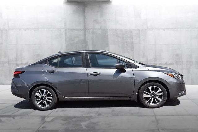 Nissan Versa Vehicle Image 05