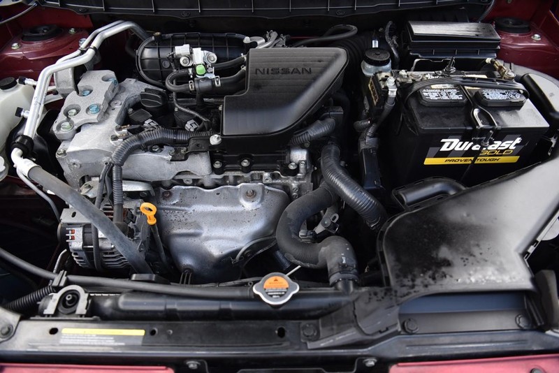 Nissan Rogue Vehicle Image 21