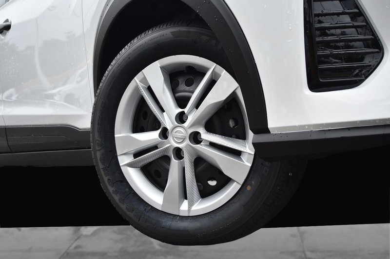 Nissan Kicks Play Vehicle Image 03