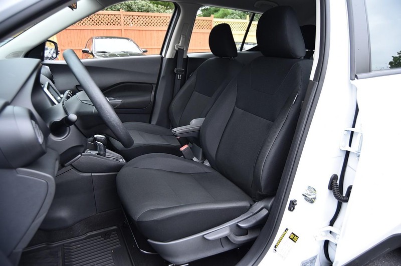 Nissan Kicks Play Vehicle Image 19