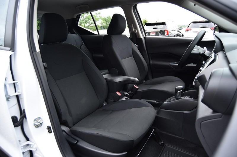 Nissan Kicks Play Vehicle Image 20