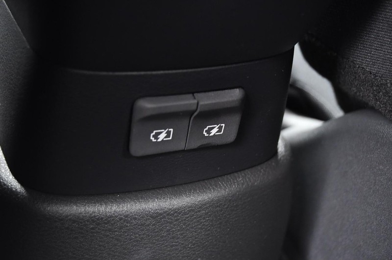 Nissan Kicks Play Vehicle Image 22