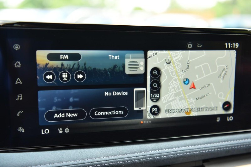 Nissan ARIYA Vehicle Image 16