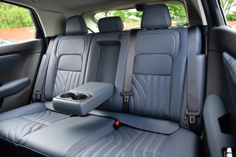 Nissan ARIYA Vehicle Image 27