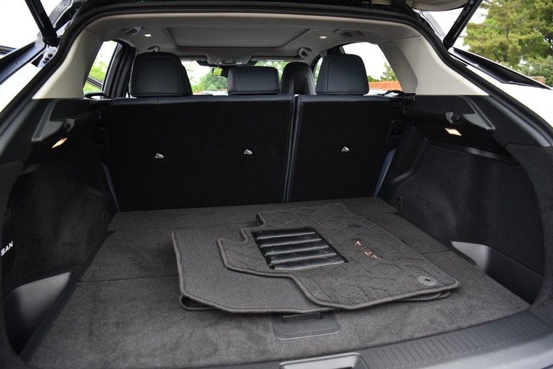 Nissan ARIYA Vehicle Image 29