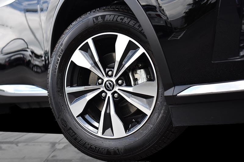 Nissan Murano Vehicle Image 03