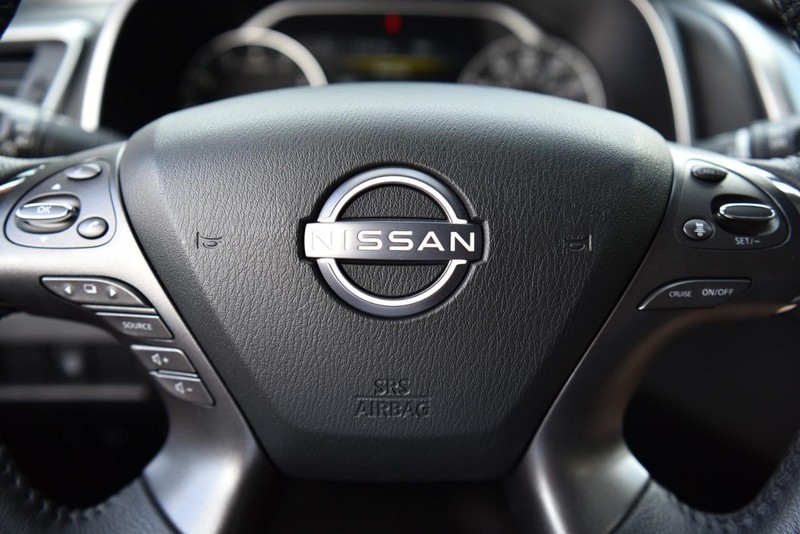 Nissan Murano Vehicle Image 19