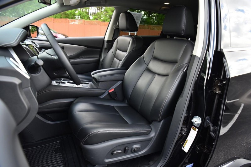 Nissan Murano Vehicle Image 20
