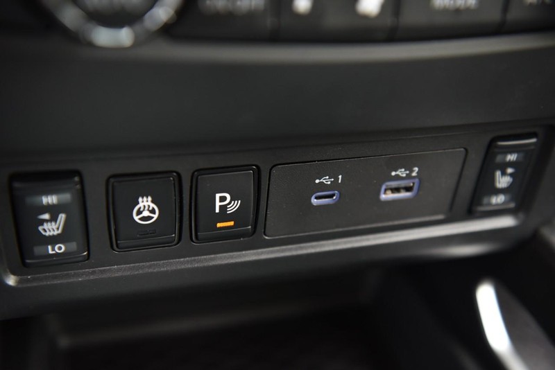 Nissan Frontier Vehicle Image 19