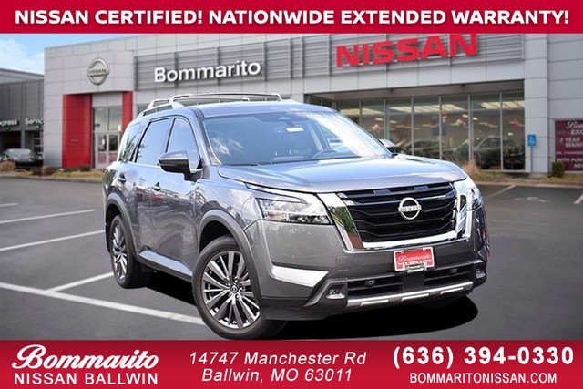 2023 Nissan Pathfinder SL at Bommarito MSRP site in Hazelwood MO