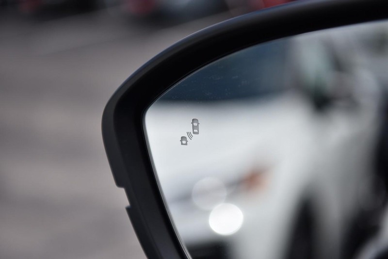 Nissan Pathfinder Vehicle Image 10