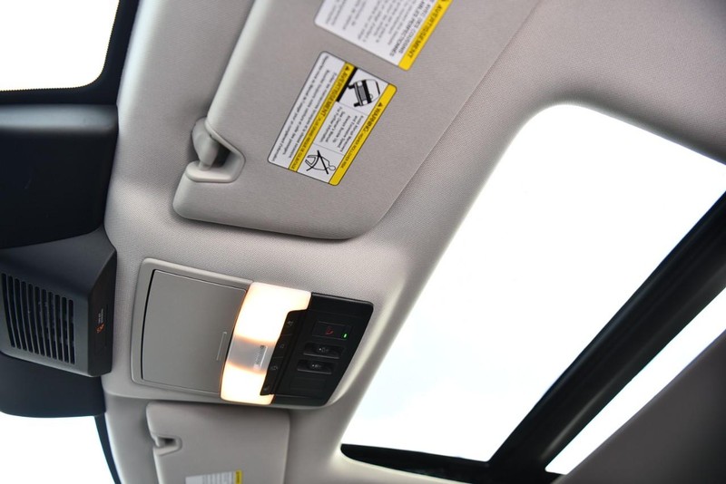 Nissan Pathfinder Vehicle Image 24