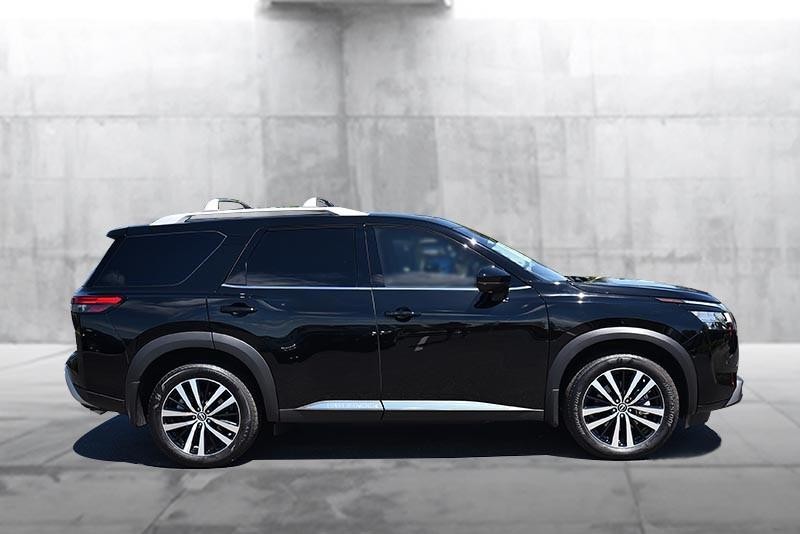 Nissan Pathfinder Vehicle Image 05