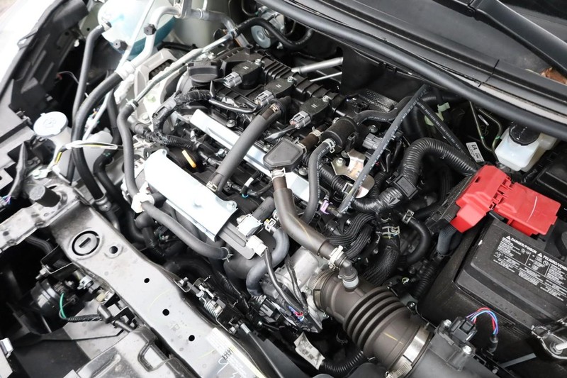 Nissan Versa Vehicle Image 24