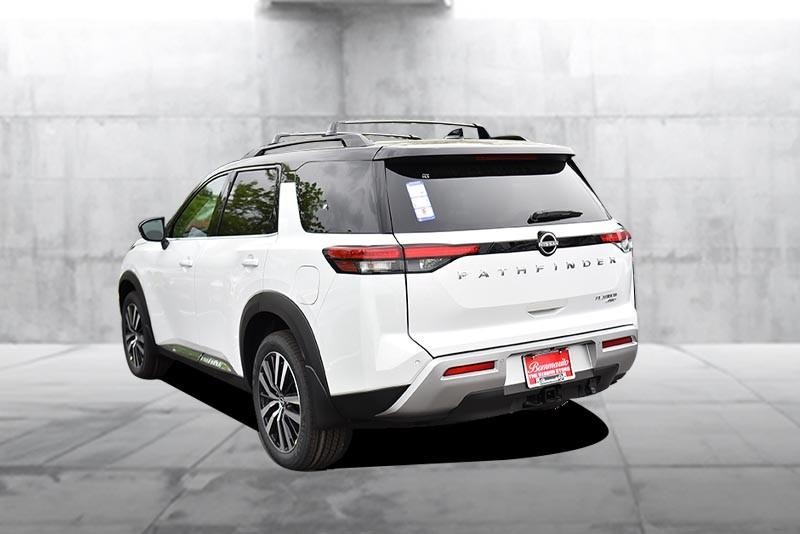 Nissan Pathfinder Vehicle Image 07