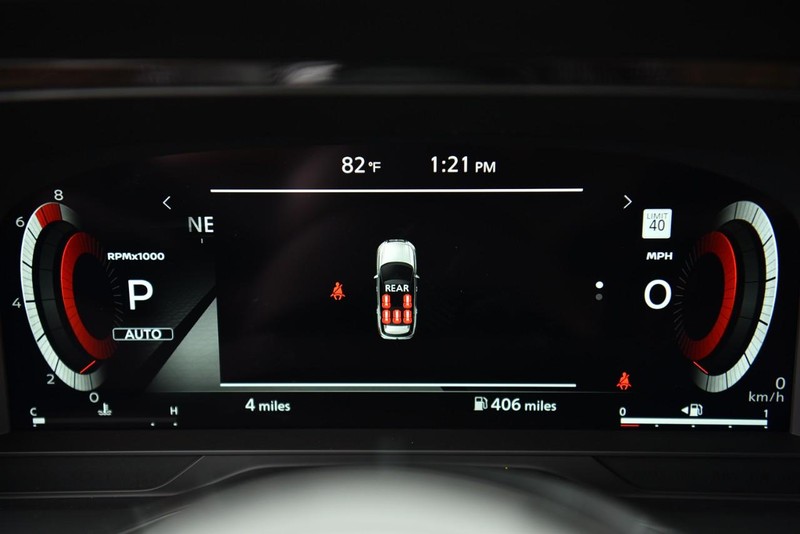Nissan Pathfinder Vehicle Image 13