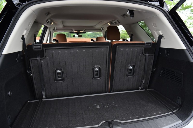 Nissan Pathfinder Vehicle Image 30