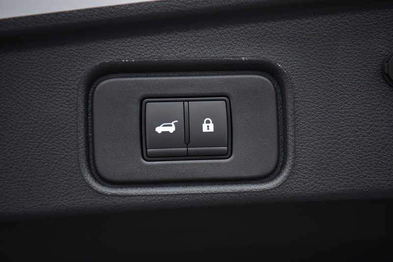 Nissan Pathfinder Vehicle Image 31