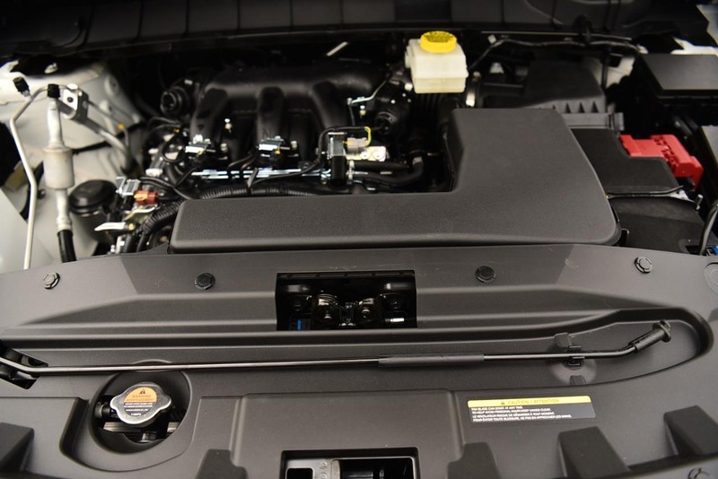 Nissan Pathfinder Vehicle Image 32