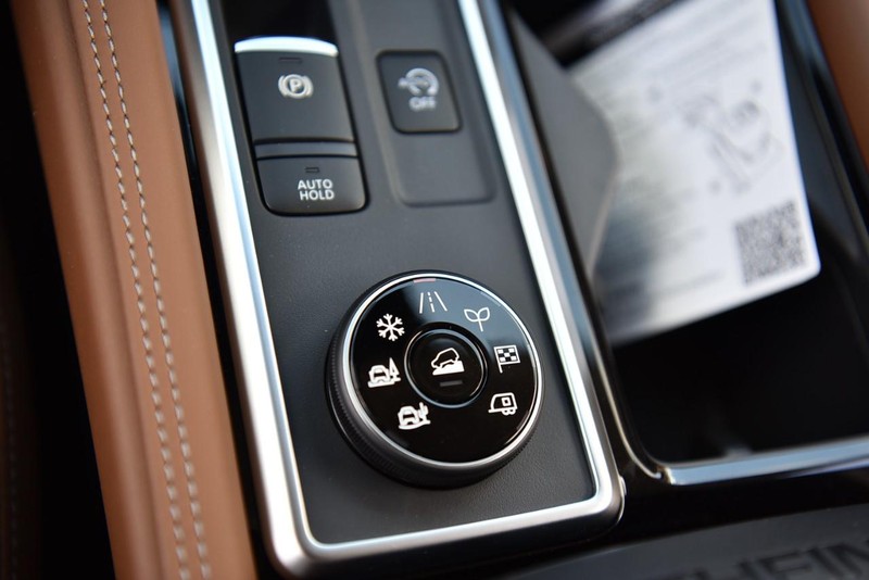 Nissan Pathfinder Vehicle Image 21