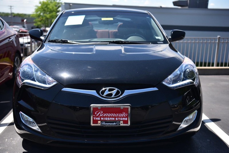 Hyundai Veloster Vehicle Image 03